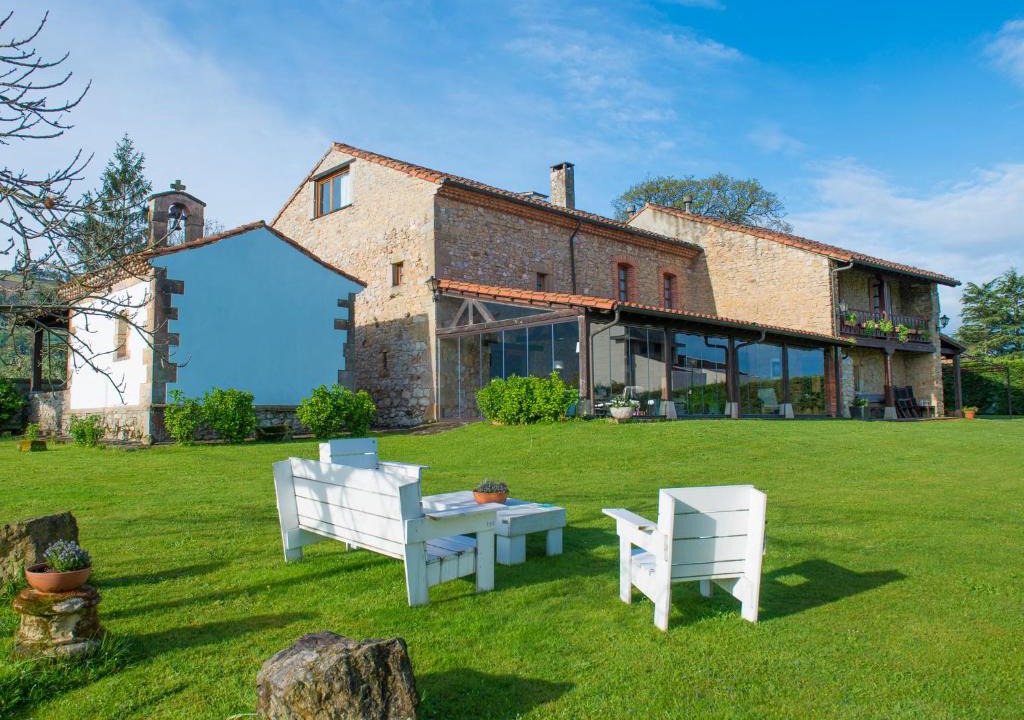 Cabuenes Hotel | La Ermita de Deva