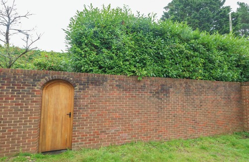 Wareham Cottage | COLDHARBOUR FARM BUNGALOW ANNEXE, pet friendly in Wareham