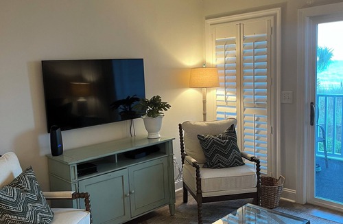Myrtle Beach Condo | RECENTLY UPDATED. -Direct Oceanfront Shore Dr. Pelican's Landing 3BR/2.5BA Condo