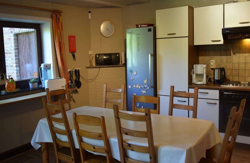 Couvin Cottage | Tranquil Forestside Cottage