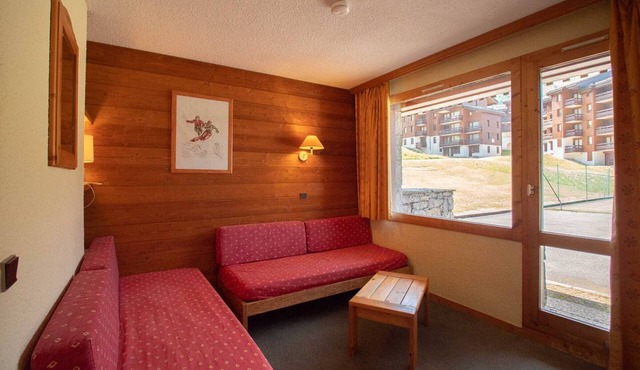 Divisible studio with terrace, pets allowed