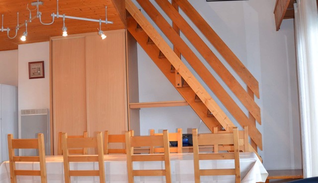 Duplex apartment in a quiet residence in the centre of the village